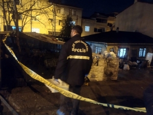 Avcılar’da Bıçaklı Kavga: 1 Ölü 2 Yaralı