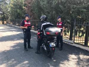 Jandarma Suçlulara Göz Açtırmıyor