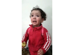 Küçük Kızın Bomba Sesinden Korktuğu Anlar Yürek Sızlattı