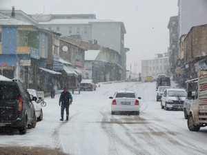 Malazgirt’te Kar Yağışı