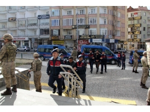 Çorum’da Deaş Zanlıları Adliyeye Sevk Edildi