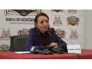 Cumhurbaşkanı Başdanışmanı Oruç Isparta Kitap Fuarı’na Katıldı