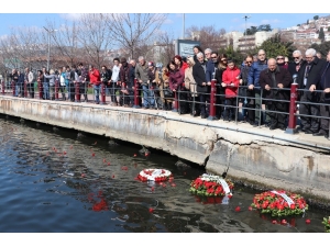 Üsküdar Vapuru Faciasında Hayatını Kaybedenler İzmit’te Anıldı