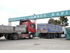 Akçakale Gümrük Kapısı Tam Kapasiteyle Çalışıyor