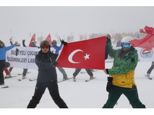 130 Kayakçı Şehitler İçin Tek Ses Tek Yürek Oldu