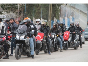 Motosiklet Tutkunlarından Konvoy, Öğrencilerden Şehitlere Saygı Yürüyüşü
