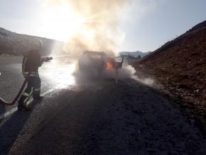 Seyir Halindeki Araç Yandı