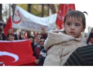 Denizli’de Şehitlere Saygı Yürüyüşü
