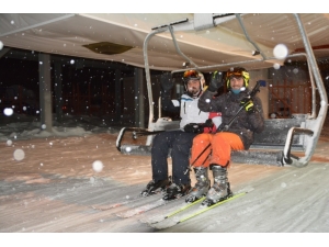 Sarıkamış’ta Gece Kayağı