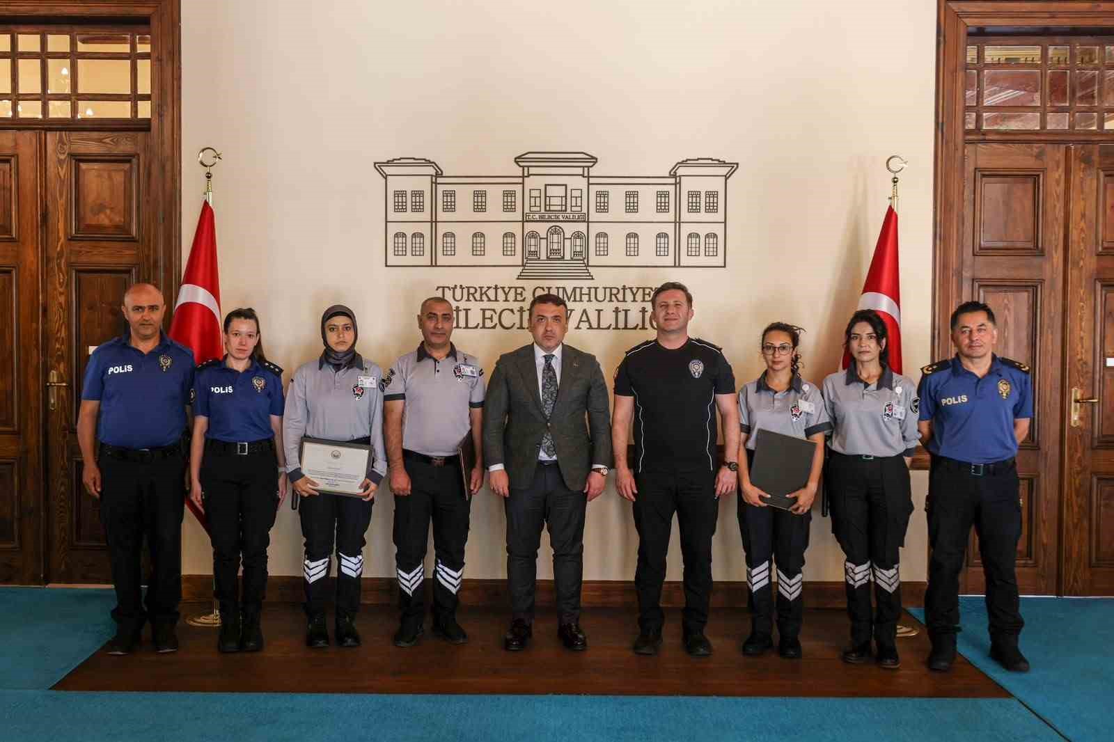 bilecik-te-ozel-guvenlik-personellerine-basari-belgesi