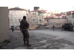 Trabzon’da Uyuşturucu Satıcılarına Operasyon