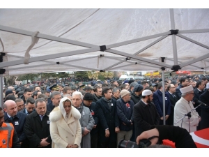 Şehit Cenazesinde İlginç Görüntü