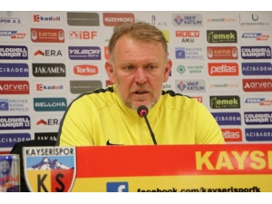 Prosinecki: “Bu 3 Puanla Ligde Kalma Adına İyi Bir İş Yaptık”