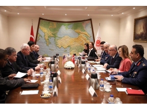 Milli Savunma Bakanı Akar Abd Suriye Özel Temsilcisini Kabul Etti