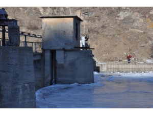 Batı’da Bahar, Kars’ta Kış