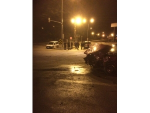 Trafik Kazası 2’si Ağır 5 Yaralı