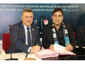 Ünal Karaman, Çaykur Rizespor İle 1.5 Yıllık Sözleşme İmzaladı