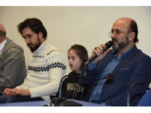 Doktor Adaylarına İşaret Dili Eğitimi