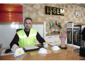 Korona Virüsü Diyarbakır’da Tıbbı Eldiven Ve Tulumu Da Karaborsaya Düşürdü