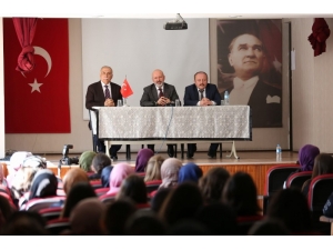 Başkan Çolakbayrakdar’dan Gençlere Altın Öğütler