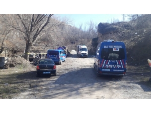 Serinlemek İçin Girdiği Yapay Gölette Boğulan Genç Hayatını Kaybetti