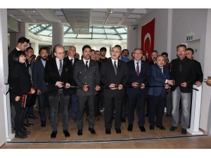 Adnan Menderes’in Anısına Resim Sergisi Düzenlendi