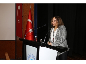 Kadınlara ‘Flört Şiddeti’ Uyarısı