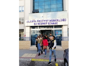 Alanya’da Fuhuş Çetesi Çökertildi