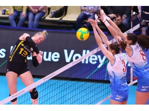 Vakıfbank Rusya’dan Avantajla Dönüyor