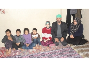 Suriye’den Engelli Kızını Sırtında Taşıyarak Kaçtı, Mehmetçik Yardımına Koştu