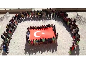 Öğrenciler Mehmetçik İçin Tek Yürek Oldu