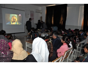 Suriyeli Minikler İlk Kez Sinemayla Tanıştı