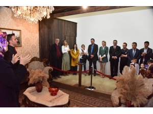 Şehir Müzesi İşitme Engelli Bireylere İşaret Diliyle Anlatıldı