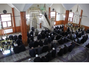 Zara Belediyesi İdlib Şehitleri İçin Mevlit Okuttu