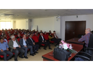 Erdemli Belediyesi Personeline ’Koronavirüs’ Semineri