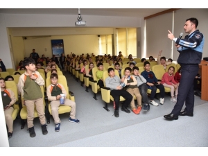 Öğrencilere ’Bilinçli Tüketici’ Eğitimi