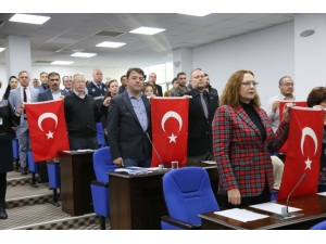 Edremit Belediye Meclisi’nde Şehitler Anıldı