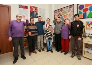 Yenimahalle’nin Özgürleşen Elleri Üretiyor