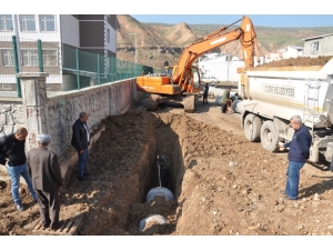 Cizre’de Yağmurlama Hattı Çalışması