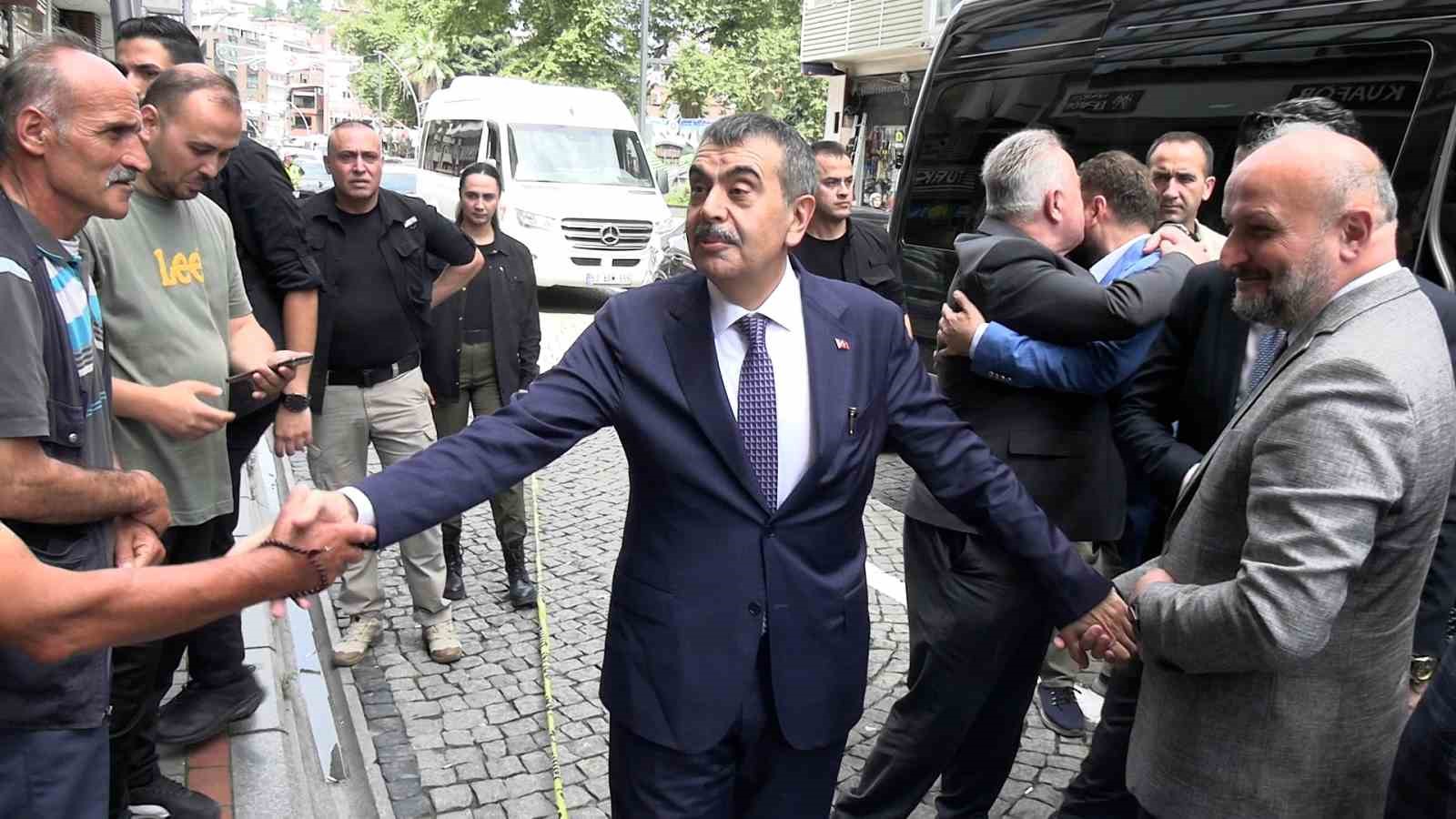 milli-egitim-bakani-yusuf-tekin-hacli-seferleri-kavramini-tarih-mufredatindan-cikardim