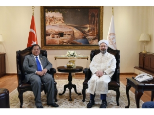 Diyanet İşleri Başkanı Erbaş: ”Müslümanlara Yönelik Yapılan Dışlayıcı Hareketler Saldırıya Dönüşmektedir”