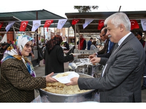 Burhaniye Belediyesi Şehitler İçin Mevlit Ve Hayır Düzenledi