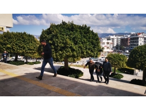 Bayrampaşa’da Abi Kardeşe Saldıranlardan Biri Marmaris’te Yakalandı