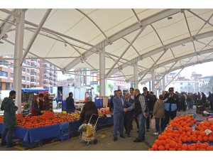 Ataşehir’de Esatpaşa Kapalı Pazarı Hizmete Girdi