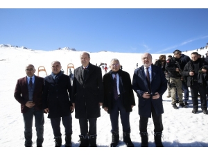 Kktc Başbakanı Tatar Erciyes’e Hayran Kaldı