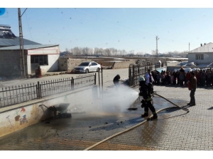 Van’da Gerçeği Aratmayan Yangın Tatbikatı