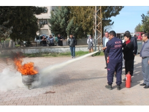 İtfaiyeden Yangın Eğitimleri Sürüyor