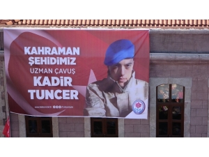 Bahar Kalkanı Harekatı’nda Şehit Olan Uzman Çavuş Kadir Tuncer Son Yolculuğuna Dualarla Uğurlandı