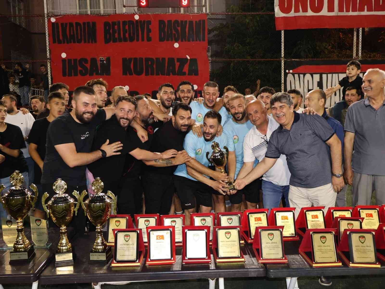 samsun-da-sehitlere-saygi-ve-vefa-futbol-turnuvasi