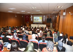 Omü Mezunu Hemşireler Tecrübelerini Paylaştı